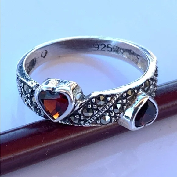 Garnet Hearts, Marcasite and Silver Ring ~ Size 6 - Picture 1 of 7